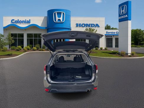 Used 2019 Subaru Forester Premium image 37