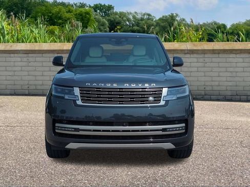 New 2026 Land Rover Range Rover Long Wheelbase SE AWD/4WD image 2