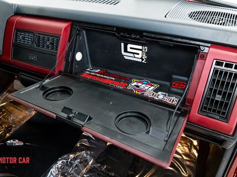 Used 1988 Chevrolet Silverado 1500 2WD Regular Cab image 93