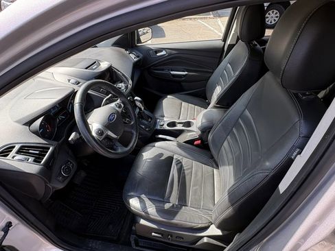 Used 2015 Ford Escape Titanium image 22