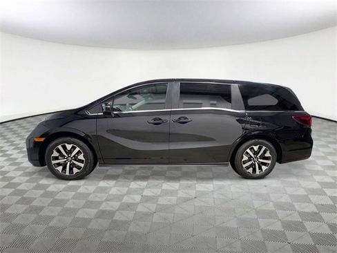 New 2026 Honda Odyssey EX-L image 3