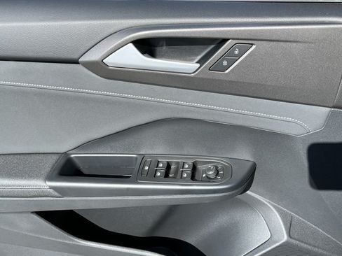 New 2026 Volkswagen Taos SE AWD/4WD image 20