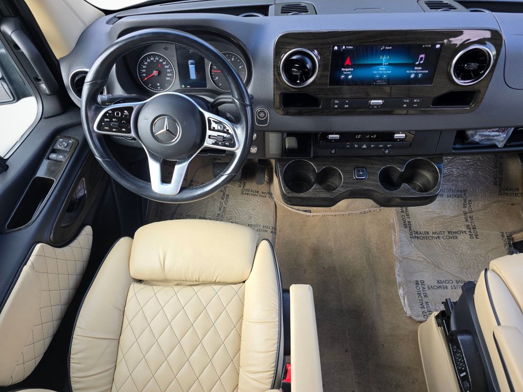 Used 2020 Mercedes-Benz Sprinter 3500 image 37