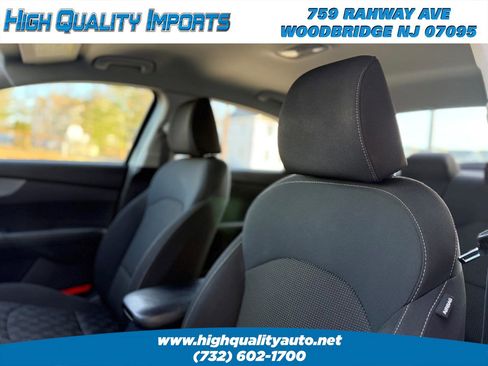 Used 2021 Kia Forte LXS image 39