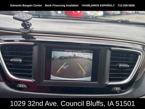 Used 2019 Chrysler Pacifica Touring Plus w/ Tire & Wheel Group image 25