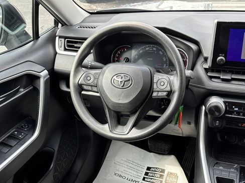Used 2023 Toyota RAV4 LE FWD image 19