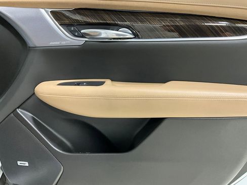 Used 2024 Cadillac XT6 Sport w/ Platinum Package image 21