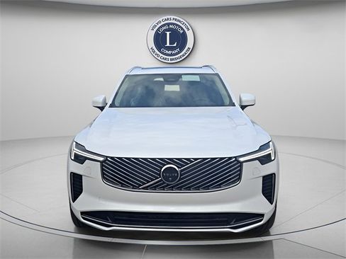 New 2025 Volvo XC90 B6 Plus w/ Protection Package Premier image 2