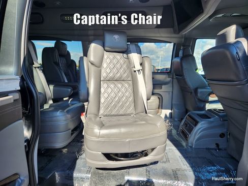 Used 2022 Chevrolet Express 2500 Extended w/ Enhanced Convenience Package image 6