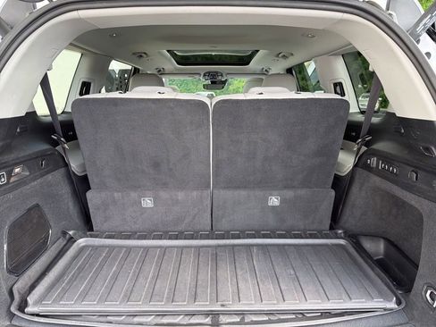 Certified 2023 Jeep Grand Cherokee L Overland w/ Rear Seat Video Group I AWD/4WD image 21