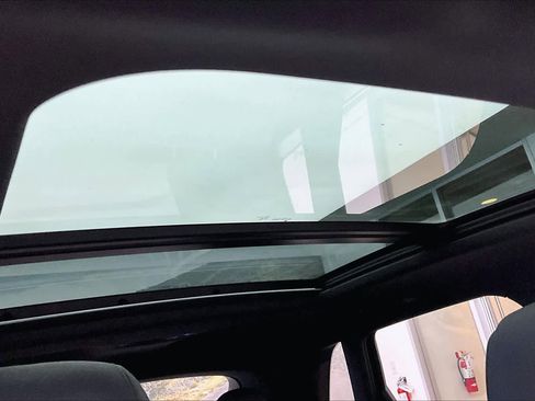 Certified 2025 Audi Q3 2.0T Premium Plus w/ Premium Plus Package image 14