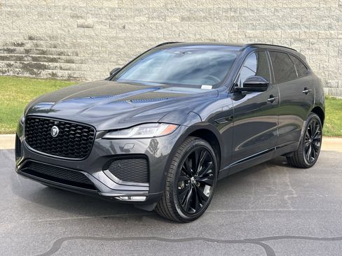Certified 2026 Jaguar F-PACE R-Dynamic S AWD/4WD image 1