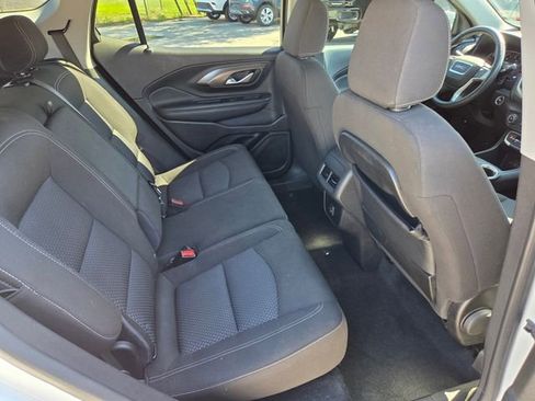 Used 2023 GMC Terrain SLE FWD image 14