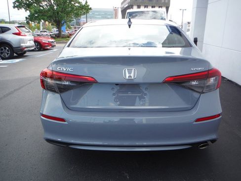 Used 2023 Honda Civic Sport image 8