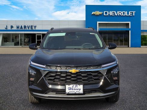 New 2026 Chevrolet Trax LT w/ LT Convenience Package image 2
