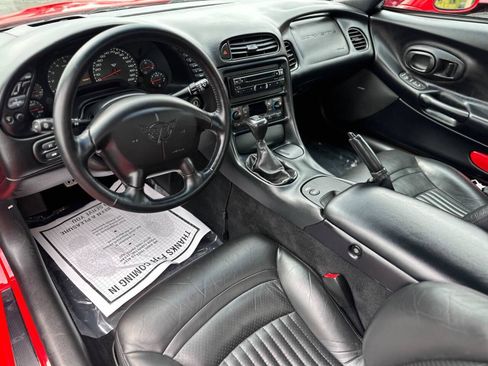 Used 1999 Chevrolet Corvette Convertible w/ Memory Pkg RWD image 25