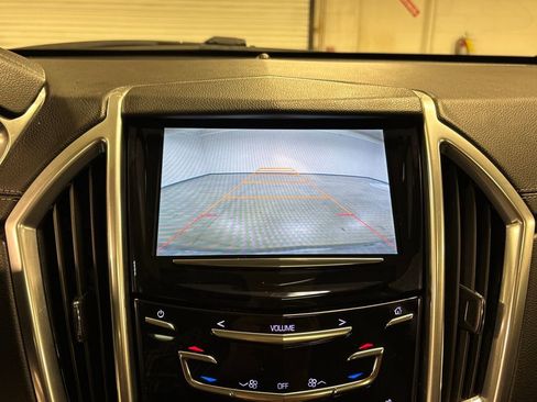 Used 2013 Cadillac SRX Luxury image 38