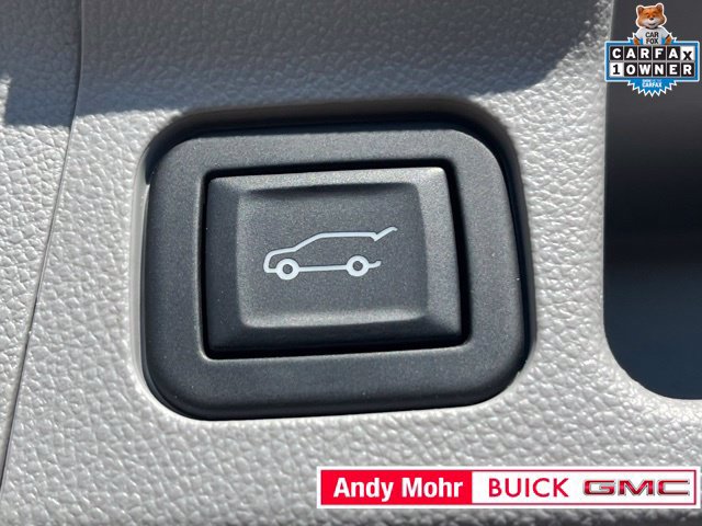 Used 2023 GMC Acadia SLE w/ Driver Convenience Package FWD image 14