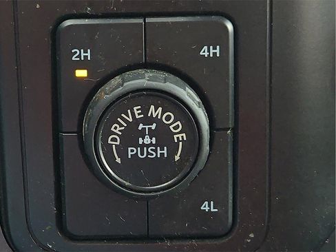 Used 2021 Ford F150 XLT w/ Equipment Group 302A High image 17