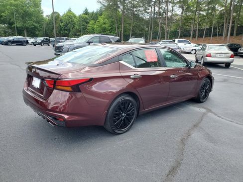 Certified 2025 Nissan Altima 2.5 SV w/ SV Special Edition Package FWD image 4