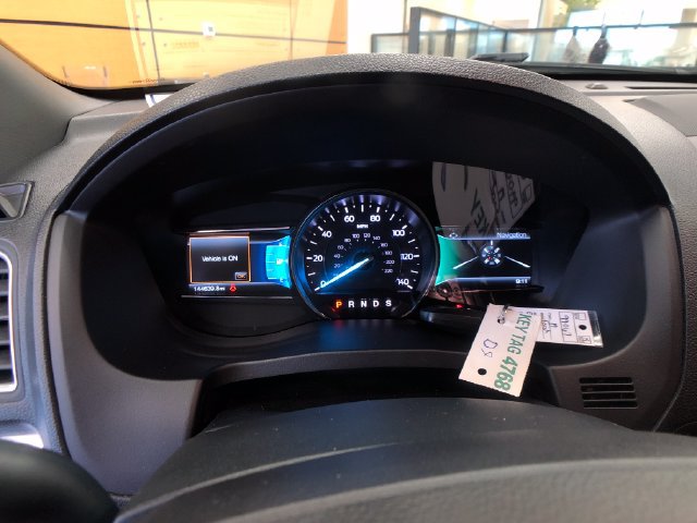 Certified 2019 Ford Explorer Limited w/ Ford Safe & Smart Package AWD/4WD image 14