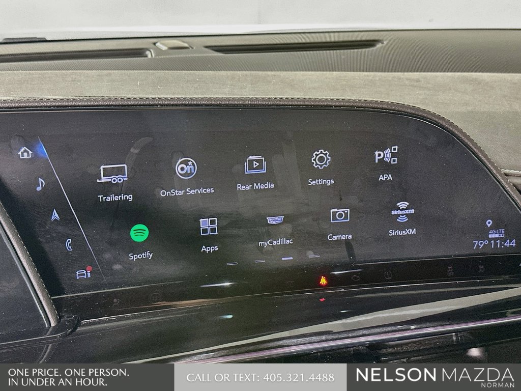 Used 2023 Cadillac Escalade Sport AWD/4WD image 16