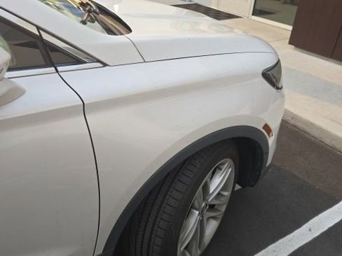 Used 2018 Lincoln MKC Reserve image 10