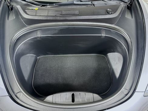 Used 2018 Tesla Model 3 Long Range RWD image 32