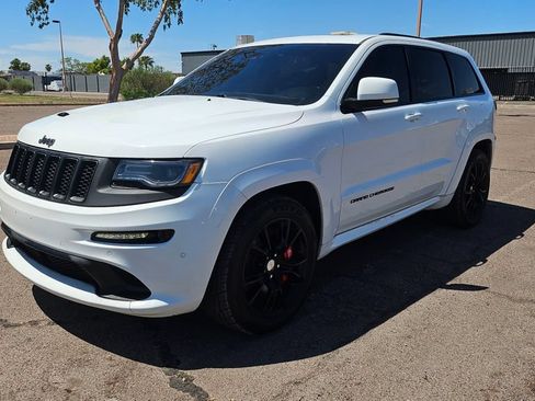 Used 2016 Jeep Grand Cherokee SRT AWD/4WD image 4