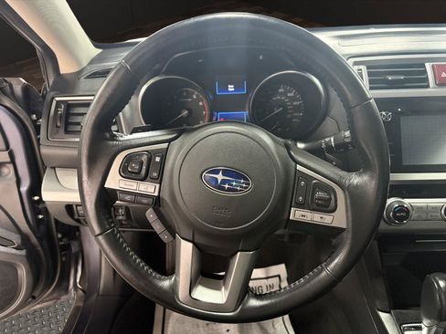 Used 2016 Subaru Outback 2.5i Premium AWD/4WD image 10