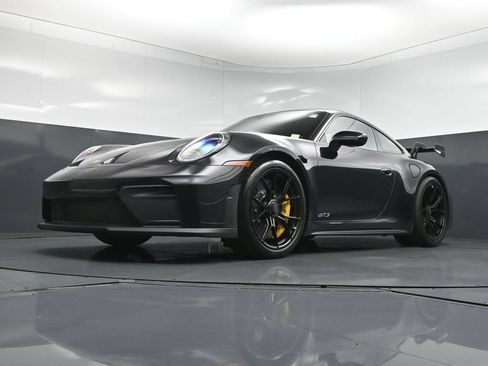 Certified 2026 Porsche 911 GT3 w/ Chrono Package RWD image 25