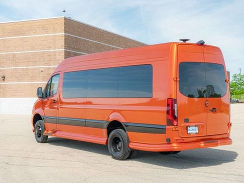 Used 2024 Mercedes-Benz Sprinter 3500 image 6