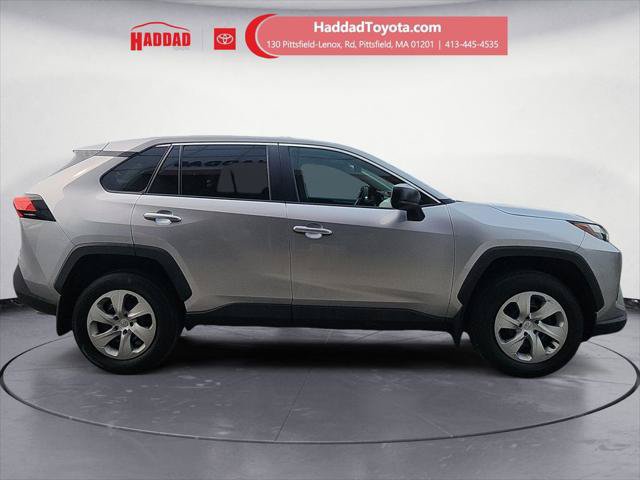 Certified 2023 Toyota RAV4 LE AWD/4WD image 7