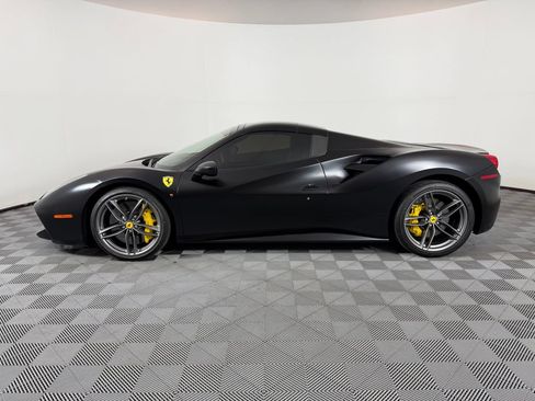 Used 2018 Ferrari 488 Spider RWD image 6