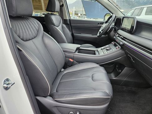 Used 2025 Hyundai Palisade Limited AWD/4WD image 32