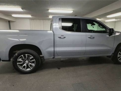 Certified 2024 Chevrolet Silverado 1500 RST image 9