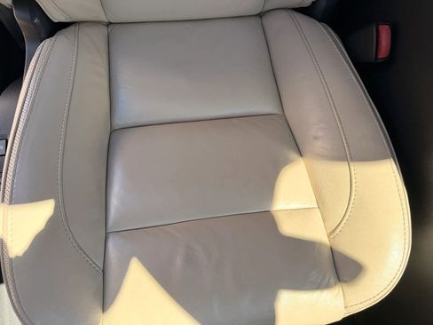 Used 2011 Volvo C70 T5 w/ Multimedia Pkg FWD image 24