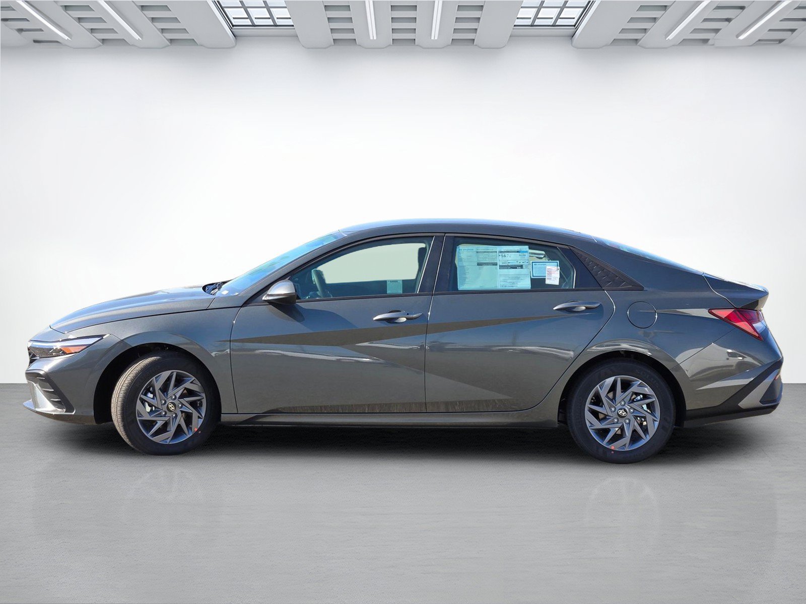 New 2026 Hyundai Elantra Hybrid FWD image 7