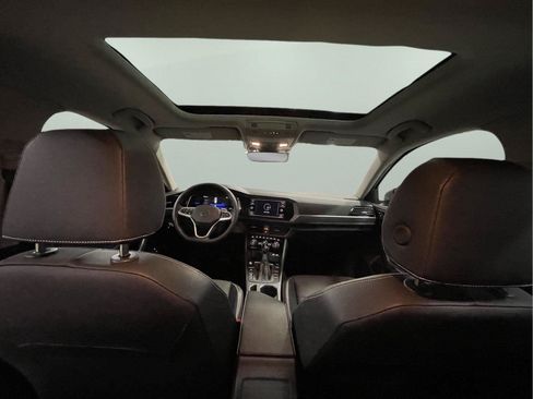 Used 2024 Volkswagen Jetta SE w/ Panoramic Sunroof Package FWD image 16