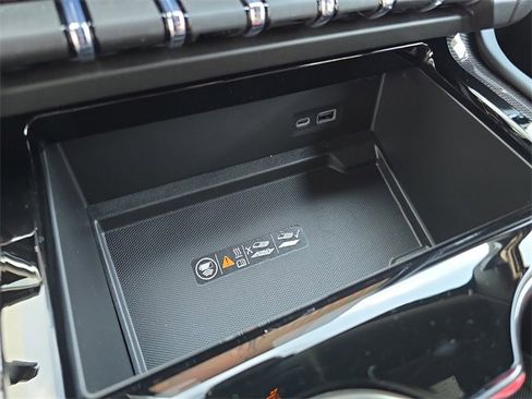 New 2026 GMC Yukon XL Elevation w/ LPO, Elevation Black Package image 24