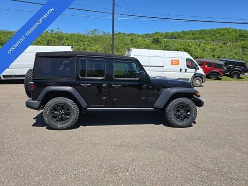 Certified 2022 Jeep Wrangler Unlimited Sport AWD/4WD image 5