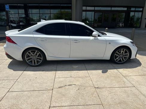 Used 2018 Lexus IS 350 F Sport RWD image 8