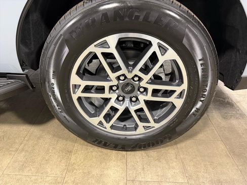 New 2026 Ford Expedition Active image 17