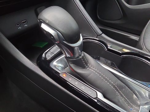 Used 2024 Buick Encore GX Sport Touring image 26