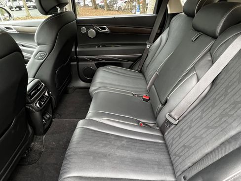 Used 2023 Genesis GV80 2.5T w/ Prestige 20" Package image 32