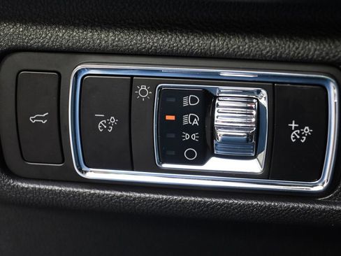 New 2026 Lincoln Corsair Premiere AWD/4WD image 24