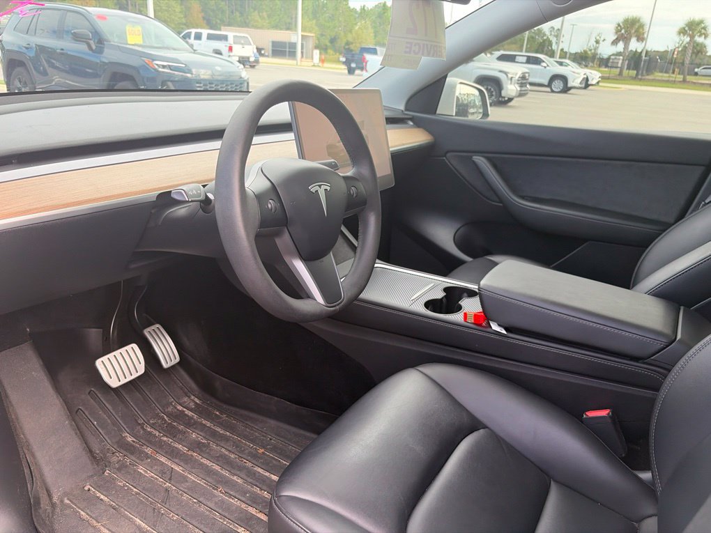 Used 2022 Tesla Model Y Performance AWD/4WD image 6