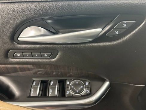 Used 2024 Cadillac XT4 Premium Luxury w/ Technology Package image 21