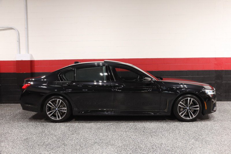 Used 2020 BMW 750i xDrive w/ Executive Package AWD/4WD image 7