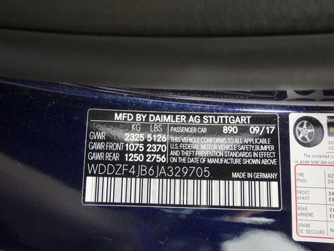 Used 2018 Mercedes-Benz E 300 image 20